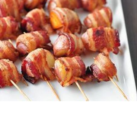 Bacon-Wrapped Potato Bites with Spicy Sour Cream Dipping Sauce