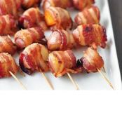 Bacon-Wrapped Potato Bites with Spicy Sour Cream Dipping Sauce
