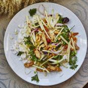 Crispy Thai Chicken Salad