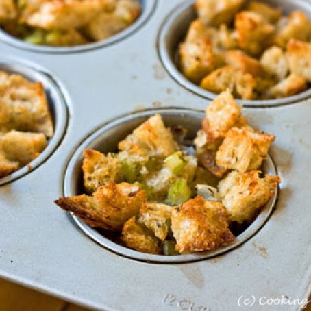 Herb Stuffing Muffins