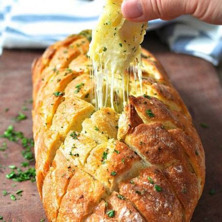 Cheese and Garlic Pull Apart Bread