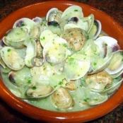 ALMEJAS AL VINO FINO