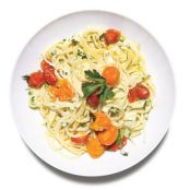 Spaghetti With Ricotta and Tomatoes