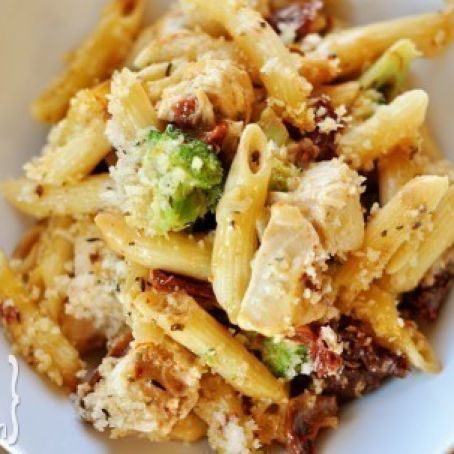 Baked Penne with Chicken, Broccoli & Smoked Mozzarella