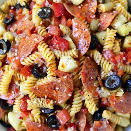 The BEST Pasta Salad