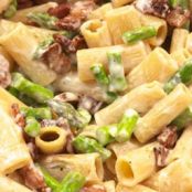 Cheesy Asparagus Pasta - One Pot Meal