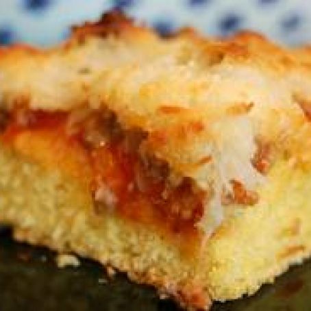 Spicy Chicken Cornbread Pizza