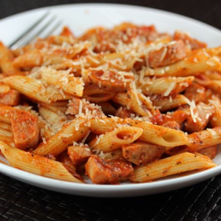 Penne Pasta with Sausage & Cheesy Garlic Bread