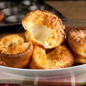 Yorkshire Puddings with Horseradish
