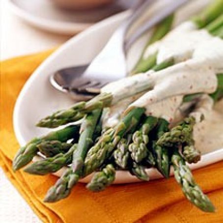 Asparagus with Shallot-Mustard Cream (2 points)