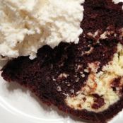 CHOCOLATE CHEESECAKE TUNNEL CAKE