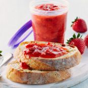 Easy No-Cook Strawberry Jam