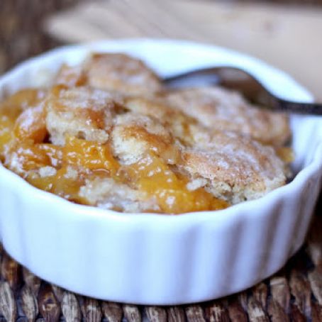 Southern Peach Cobbler
