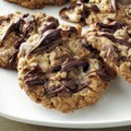 MONSTER MARSHMALLOW COOKIES