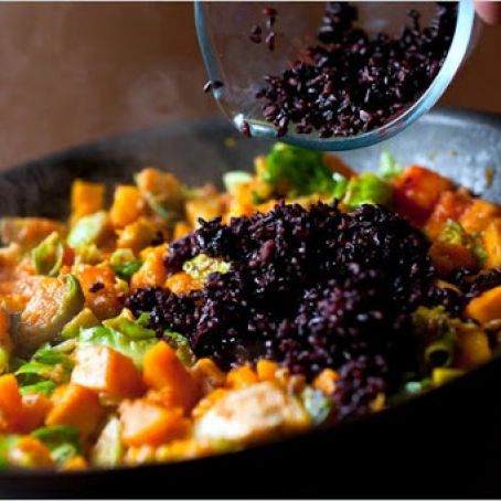 BRUSSELS SPROUTS & RSTD SQUASH HASH