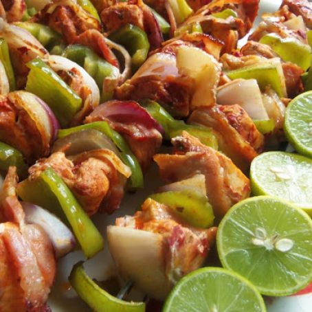 Alambritos de Pollo (Chicken Kabobs)