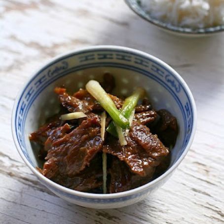 Ginger and Scallion Beef Recipe (姜葱牛肉)