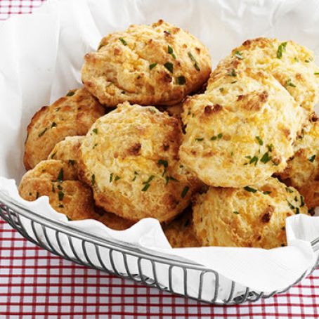 Easy Bake Cheddar Biscuits
