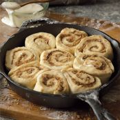 Cinnamon Rolls, Cast-Iron Skillet