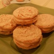 Pecan Cinnamon Roll Cookie Sandwiches