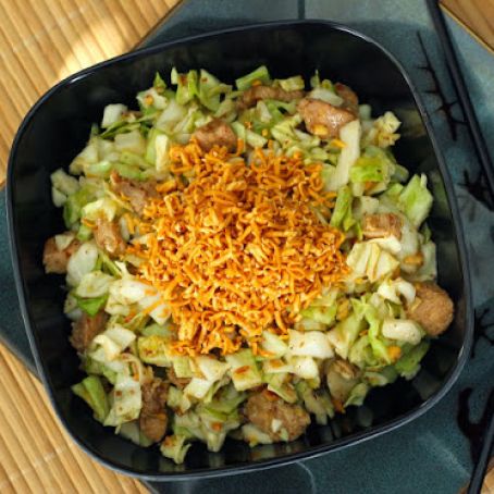 Pai Mai (Chopped Cabbage and Chicken Salad)