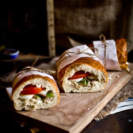 Pan Bagnat (Tuna Nicoise Sandwich)