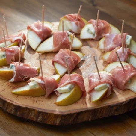 Pear with Prosciutto and Gorgonzola