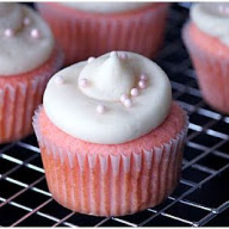 Pink Velvet Cupcakes (w/Buttermilk version)