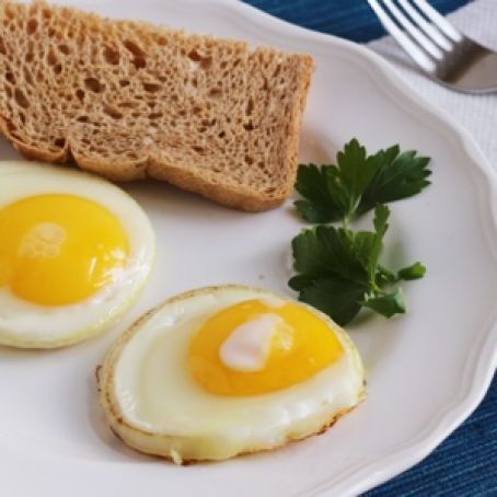 Onion Ring Fried Eggs