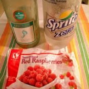 Easy Breezy ~ White Wine Spritzer!