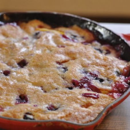 Peach Blueberry Skillet Cobbler