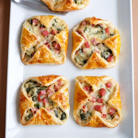 Bechamel sauce & ham/spinach filling