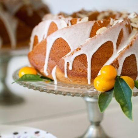 Lemon Poppyseed Bundt Cake