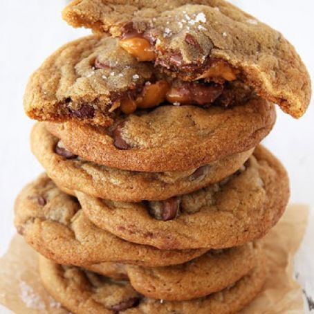 Salted Caramel Chocolate Chip Cookies