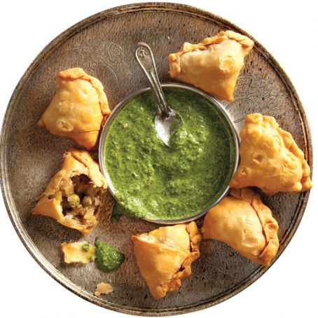 Aloo Samose (Indian Spiced Potato Pastries)