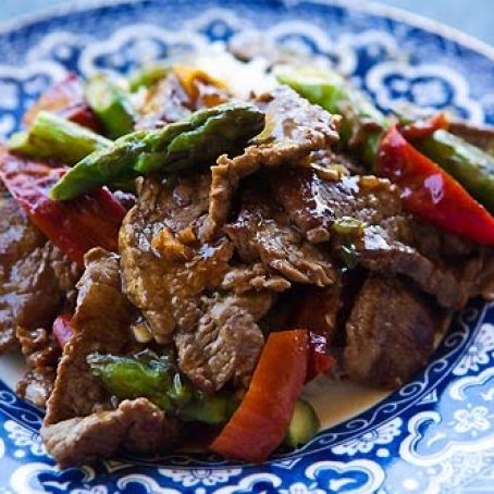 Flank Steak Stir-Fry with Asparagus and Red Pepper Recipe