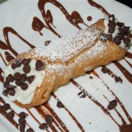 Arthur Avenue Cannoli