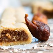 No-Bake Healthy Fig Newtons