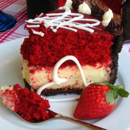 Red Velvet Cheesecake