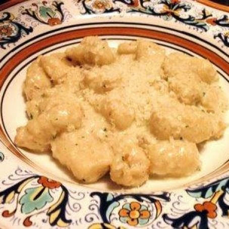 Gnocchi in Salsa di Nocciole
