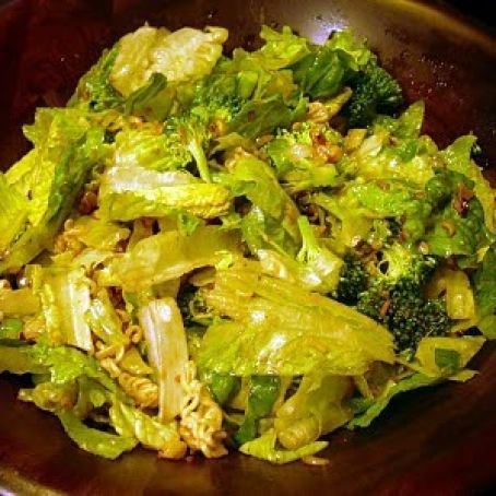 Crunchy Romaine Toss