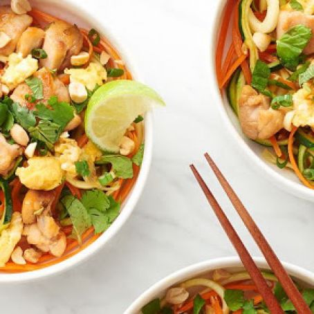Chicken Pad Thai Zoodle Bowls