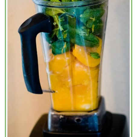 Peach Banana Spinach Smoothie