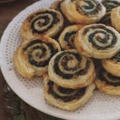 Sausage-Spinish Pinwheels (Puff Pastry)