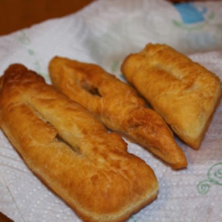 Ojibwe zaasakokwaan (Native American fried bread)