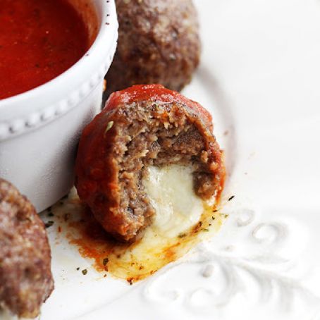SLOW COOKER MOZZARELLA STUFFED MEATBALLS