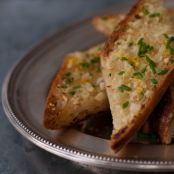 Papa in Nevada’s Garlic Bread