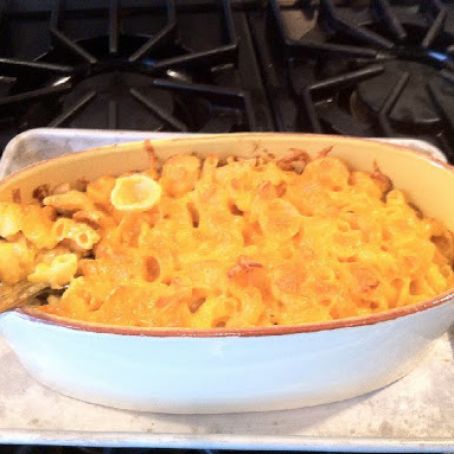 Mac 'N Cheese with Bacon and Cheese