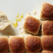 Pull-Apart Wheat Germ and Honey Dinner Rolls