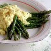 Scrambled Eggs over Asparagus